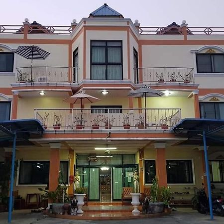 Kasithorn Apartment'S & Hotel Phetchabun Eksteriør billede